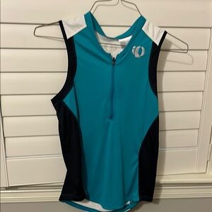 Pearl Izumi sleeveless cycling shirt. Size Large